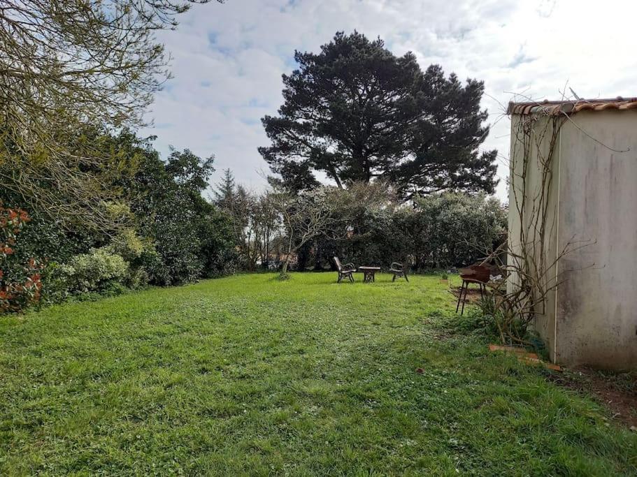 Lac Grand Lieu : Maisonnette Au Calme Avec Jardin Saint-Lumine-de-Coutais Экстерьер фото
